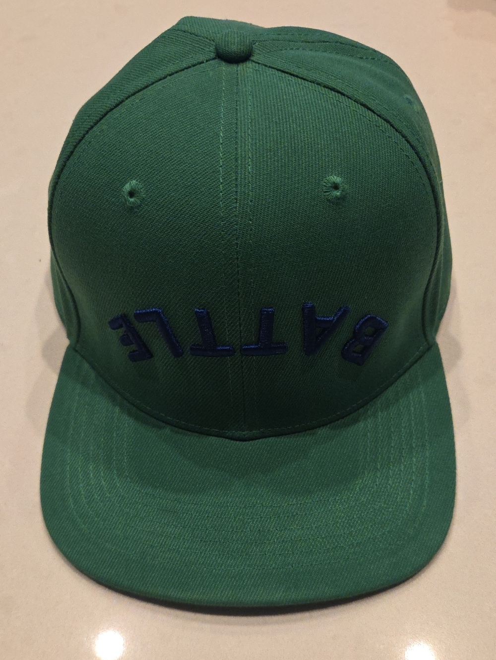 Green 'BATTLE' Embroidered Snapback Hat - Unbranded